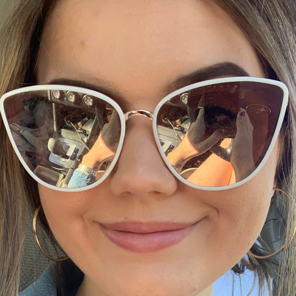 Mirrored cat eye sunglasses